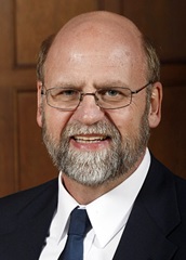 Dr. Fred Whitford Whitford Receives Award of Excellence